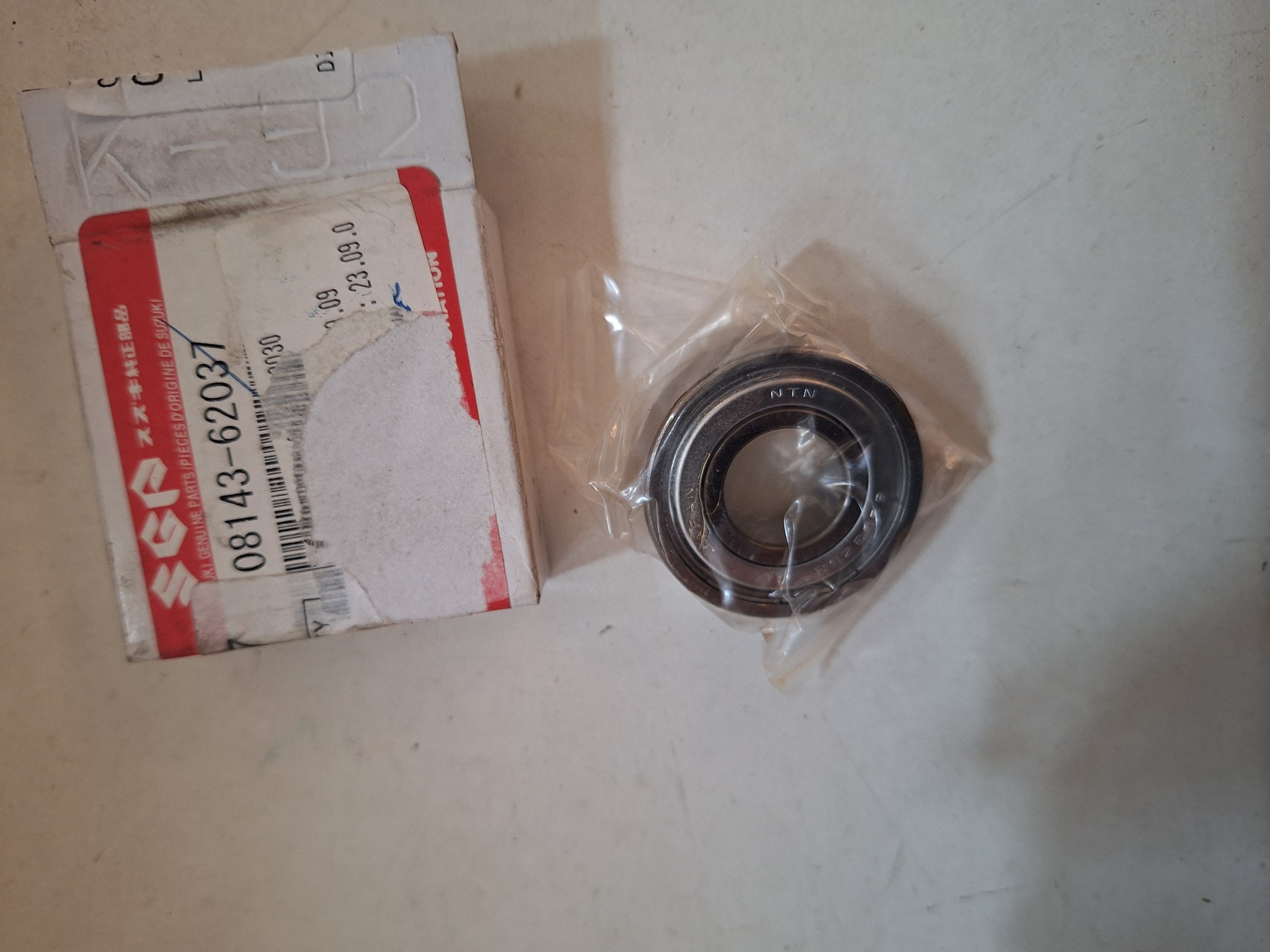 Picture of SUZUKI  LAGER  08143-62037